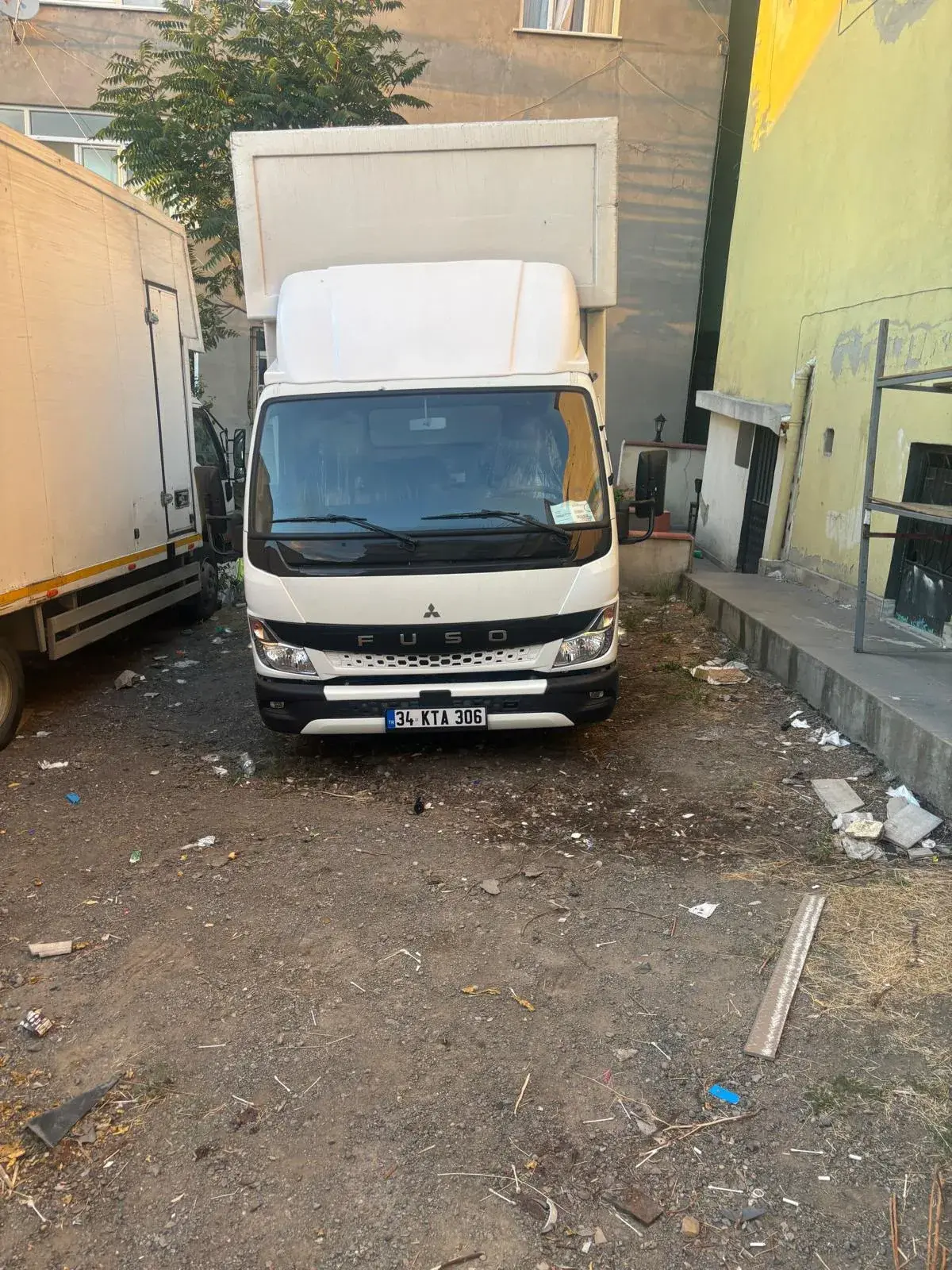 Lider Nakliyat İstanbul evden eve nakliyat aracı