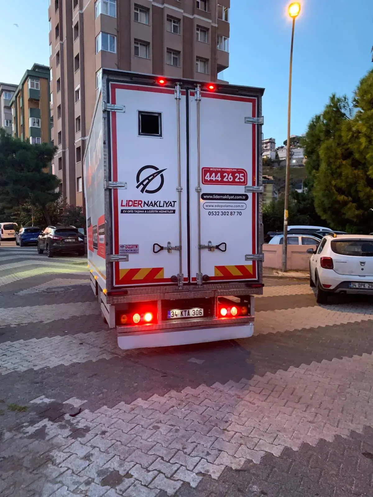 Esenler nakliyeci — Lider Evden Eve Nakliyat